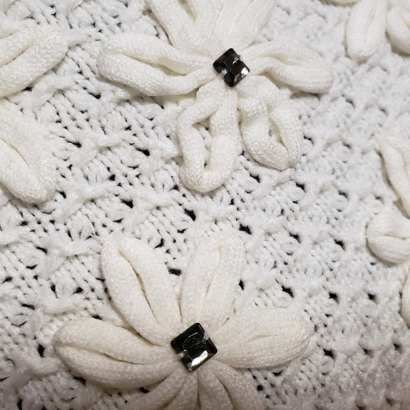 Vintage Floral Open Knit Creamy White Sweater with Beading Embellishments sz.SM - Picture 3 of 8